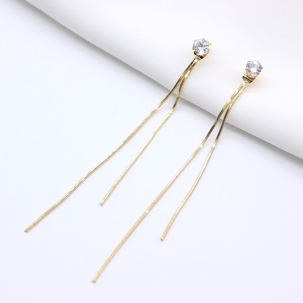 2024 Nouveau Boucles d'oreilles pendantes en cristal de couleur or pour les femmes Boucles d'oreilles pendantes de mariage Bijoux de mode Cadeaux